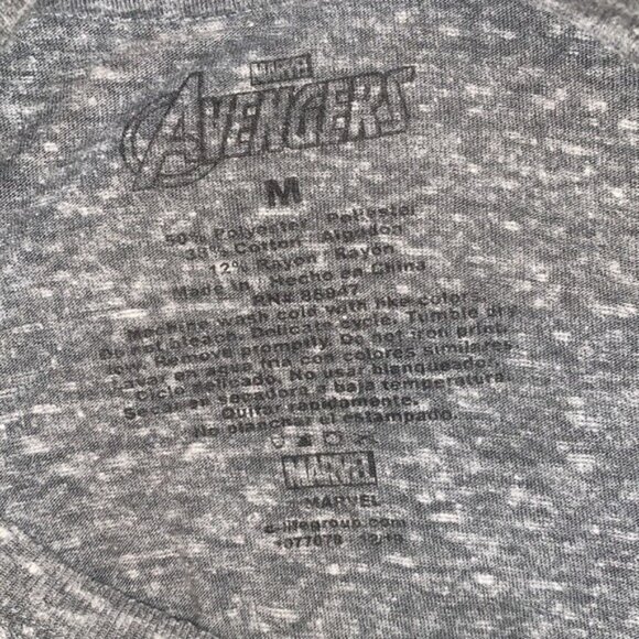 Marvel Avengers Gray Graphic T-Shirt With Comic Artwork Logo M Heathered Cotton - Picture 2 of 7